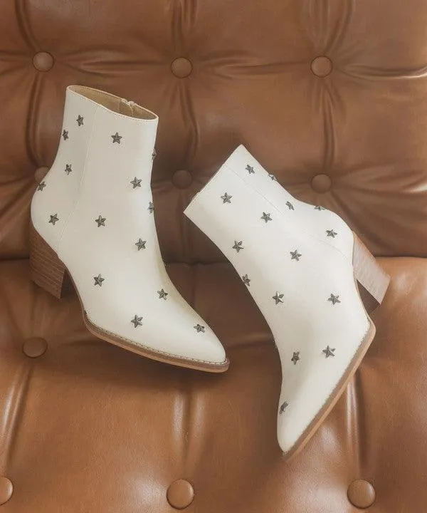 Ivy Studded Stars Western Boots