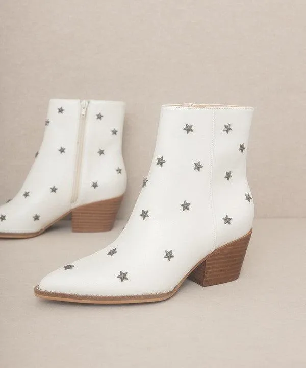 Ivy Studded Stars Western Boots