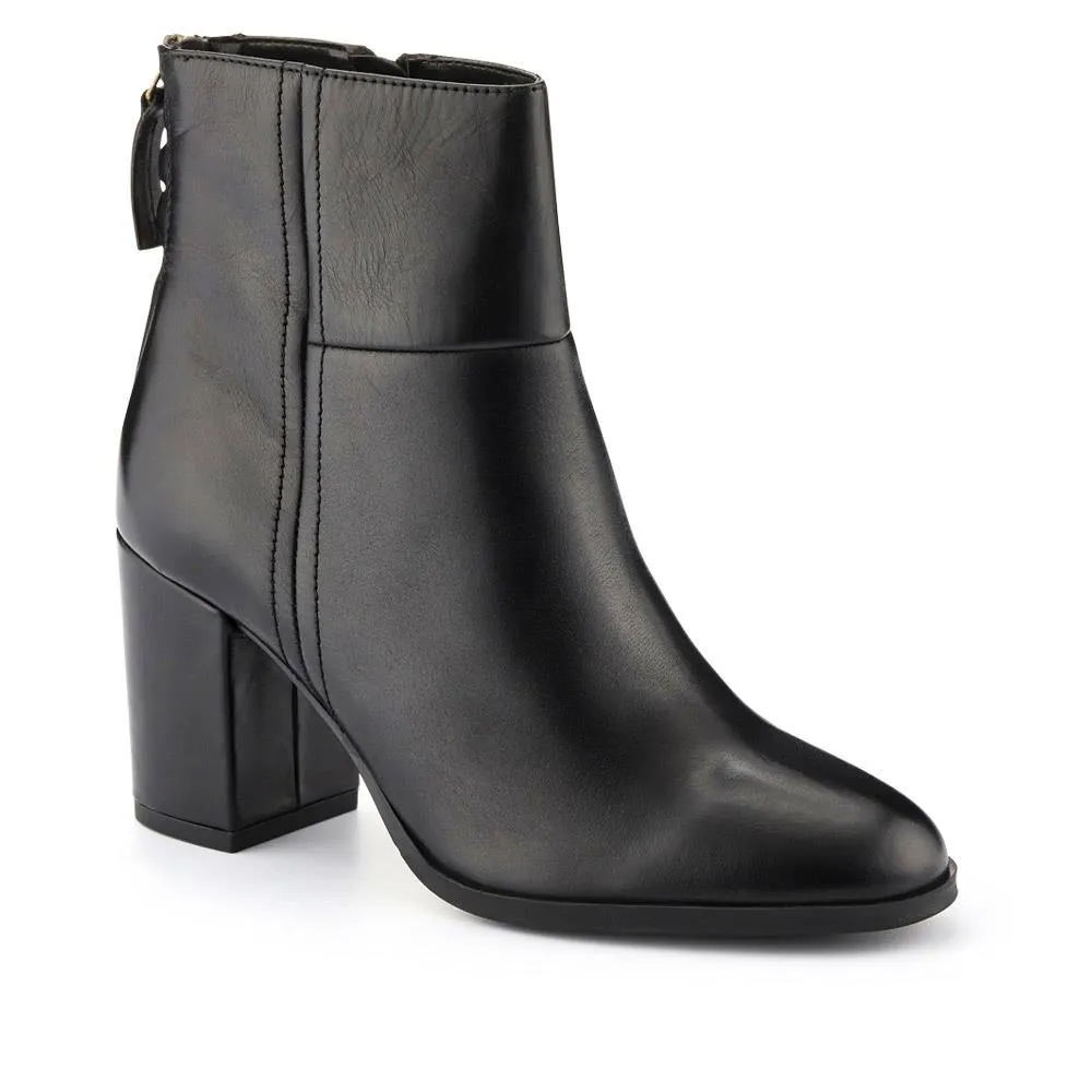 Karlia Leather Ankle Boots - KARLIA / 325 868