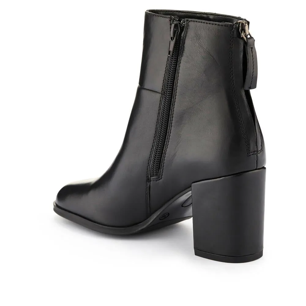 Karlia Leather Ankle Boots - KARLIA / 325 868