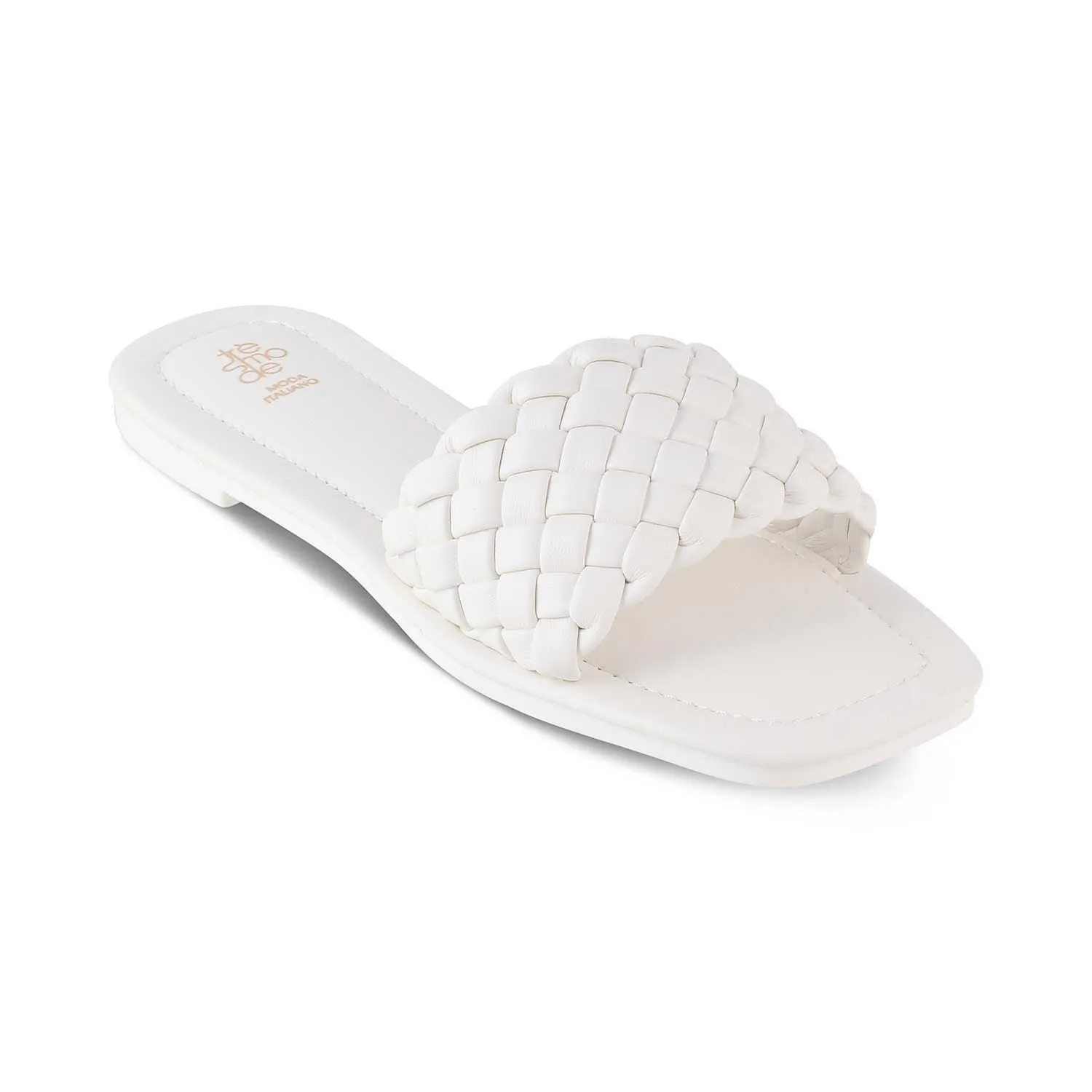 The Romana White Women's Casual Flats Tresmode